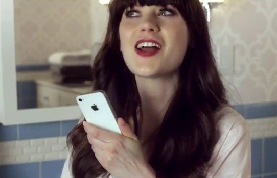 Samuel Jackson y Zooey Deschanel protagonizan los nuevos comerciales del iPhone 4S