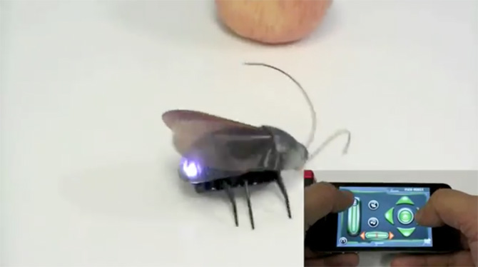Cucarachas robóticas controladas desde el iPhone y el iPad